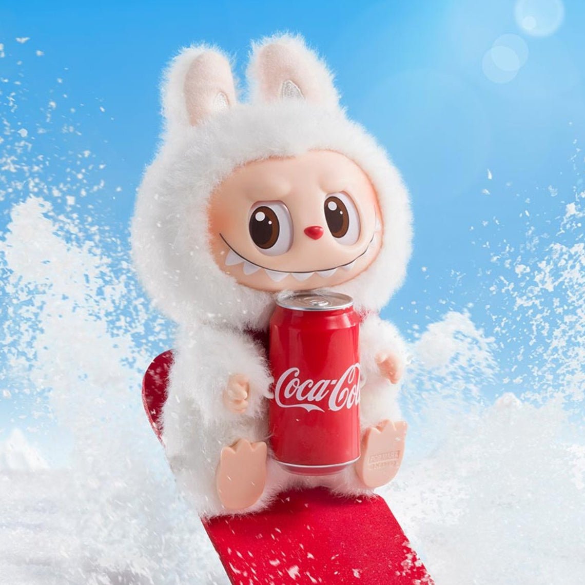 POP MART LABUBU THE MONSTERS COCA - COLA SERİSİ HAPPY FACTOR VİNİL PELUŞ FİGÜR - Termos Türkiye - 